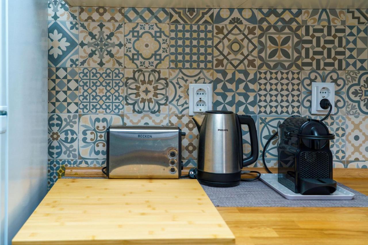Maresia's - 200 Meters From Oura - By Bedzy Appartement